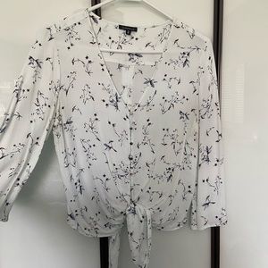 Flowy baby blue blouse with knot